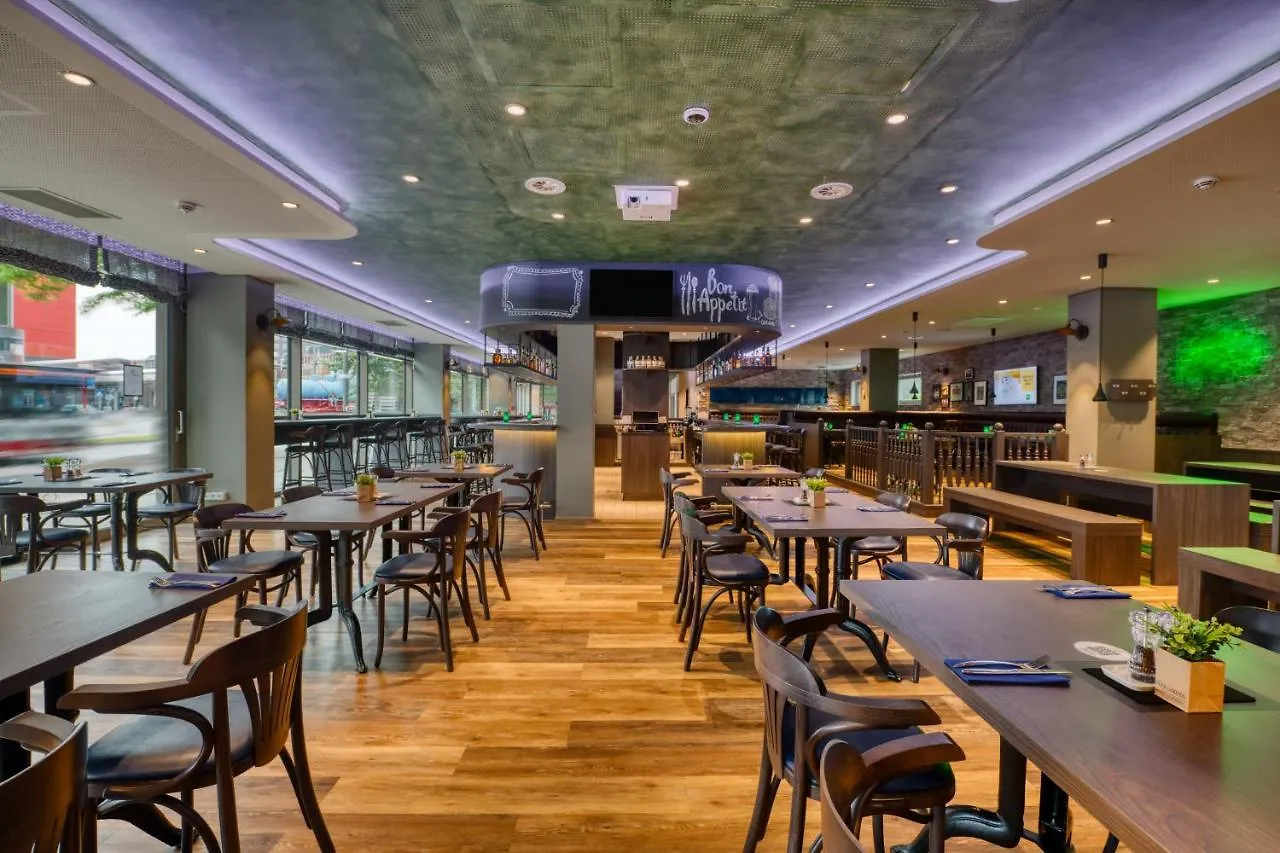 Отель Ibis Styles Hamburg Barmbek