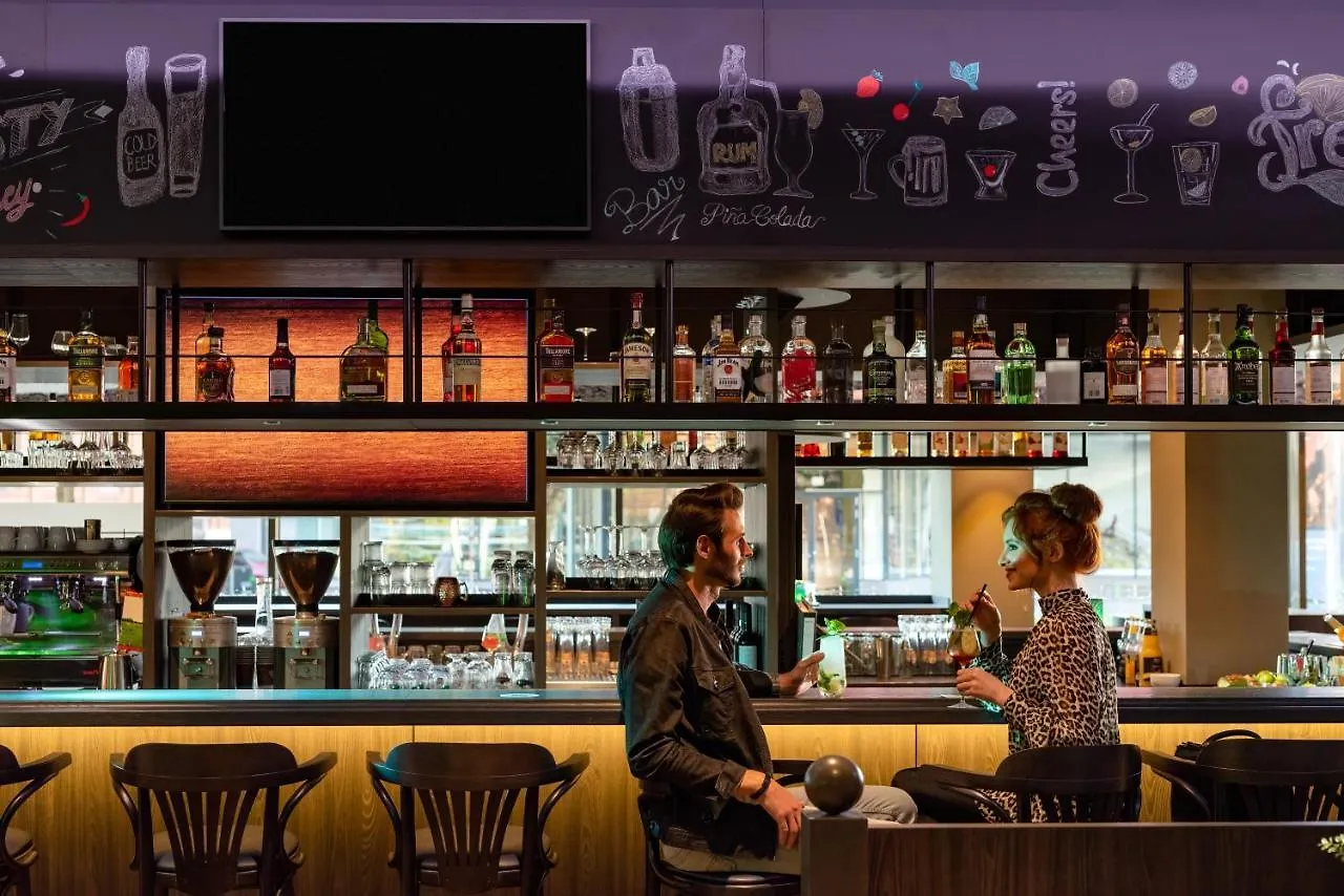 Ibis Styles Hamburg Barmbek Hotel 3*,