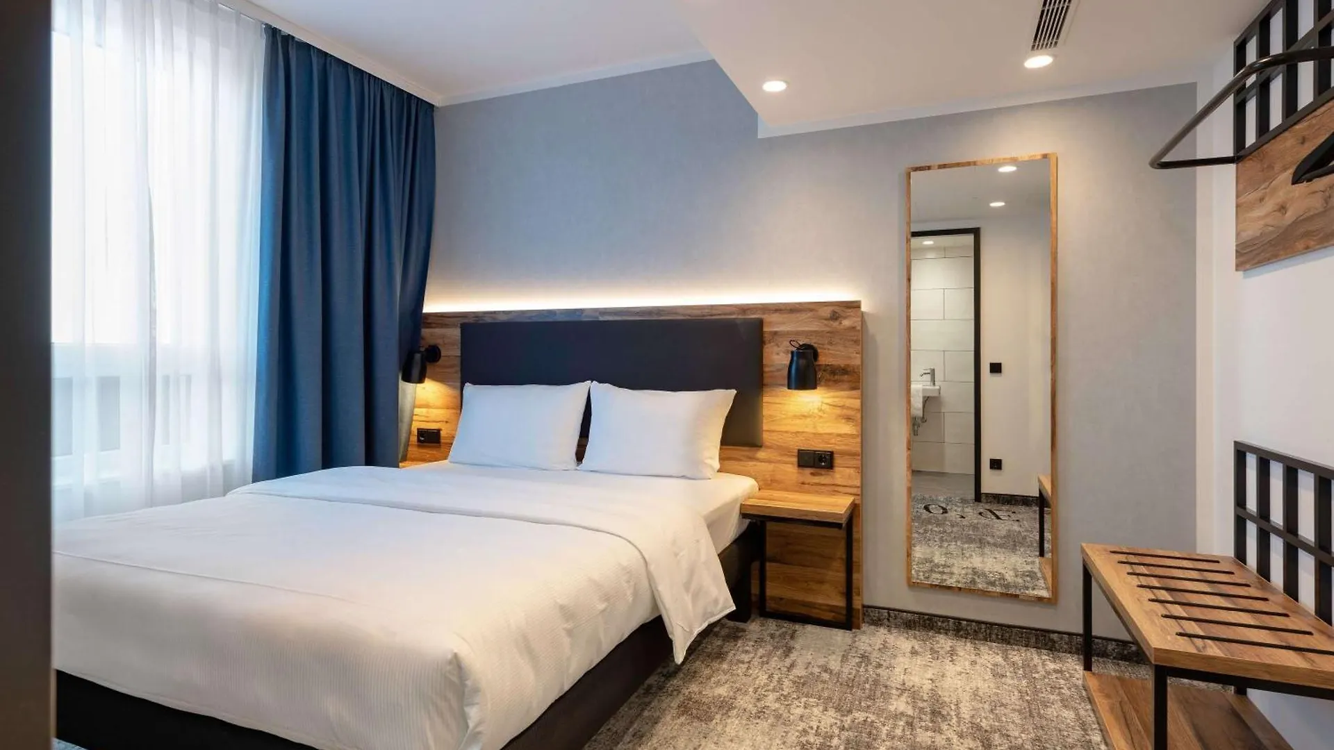 Отель Ibis Styles Hamburg Barmbek